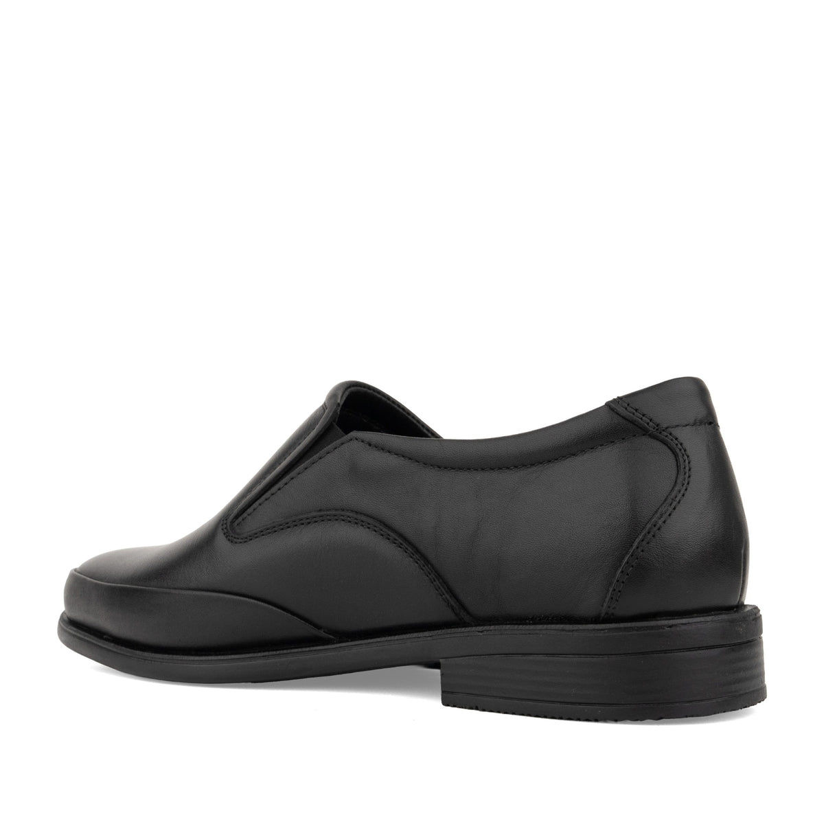 black casual closed mocasins
