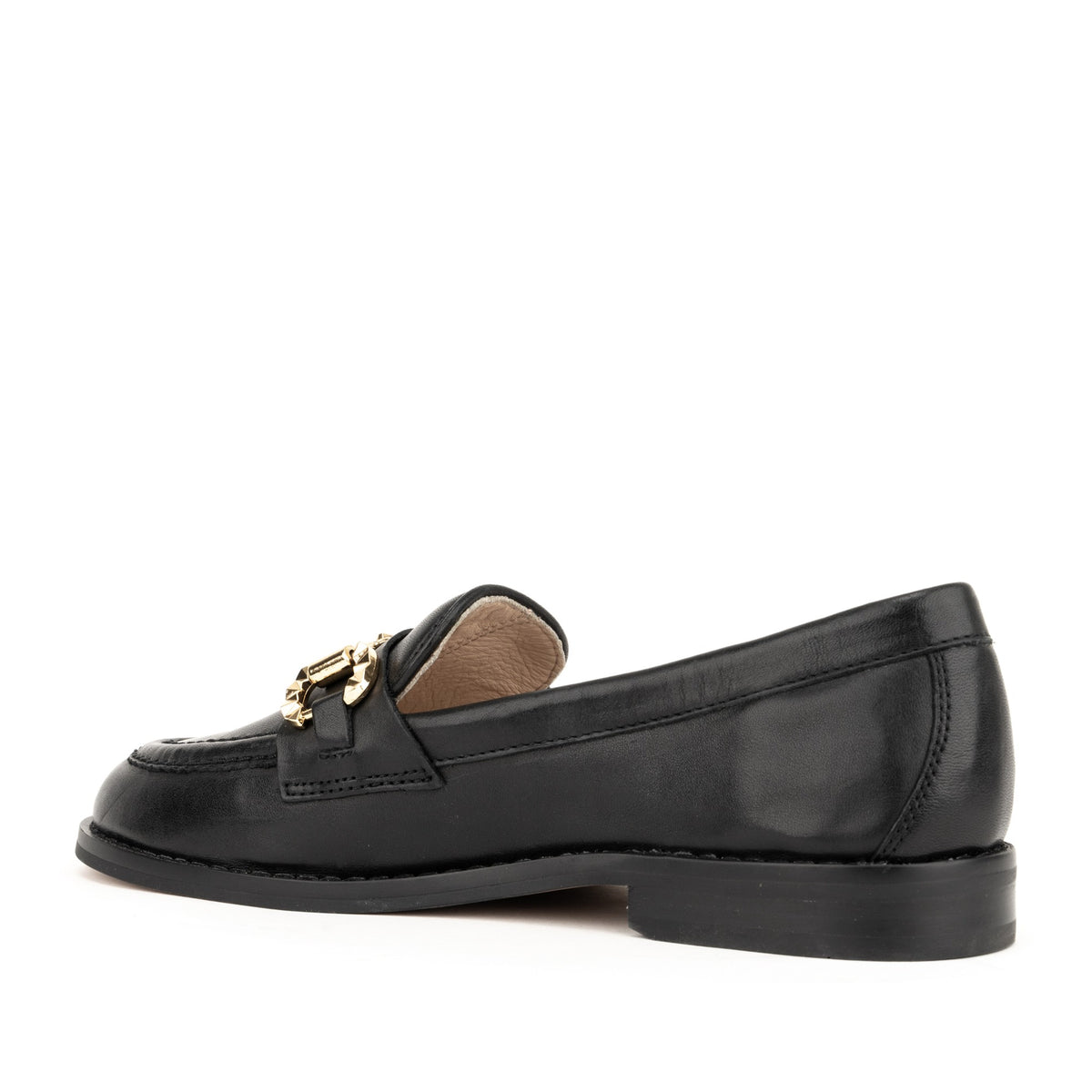 black casual closed loafers