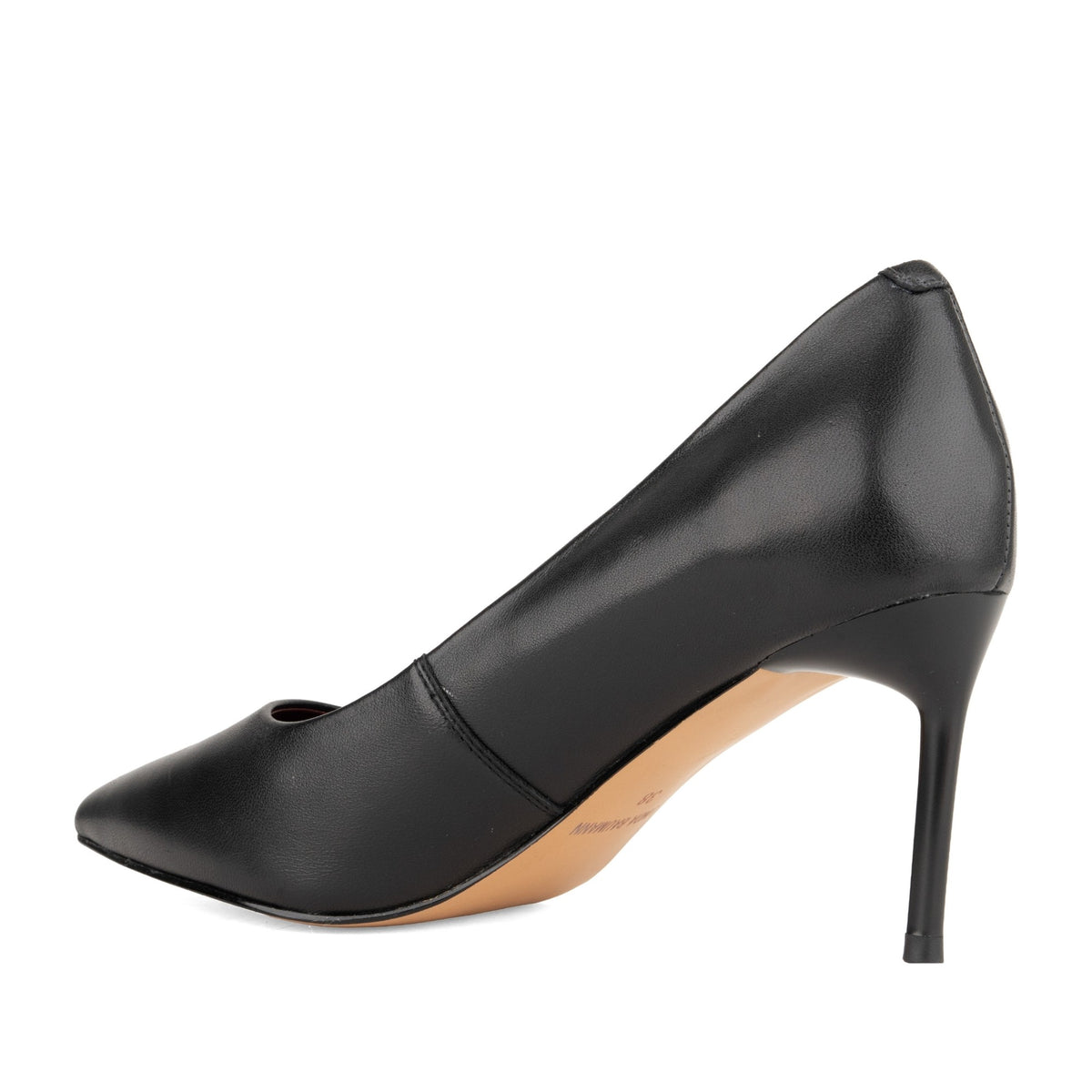 black elegant closed pumps