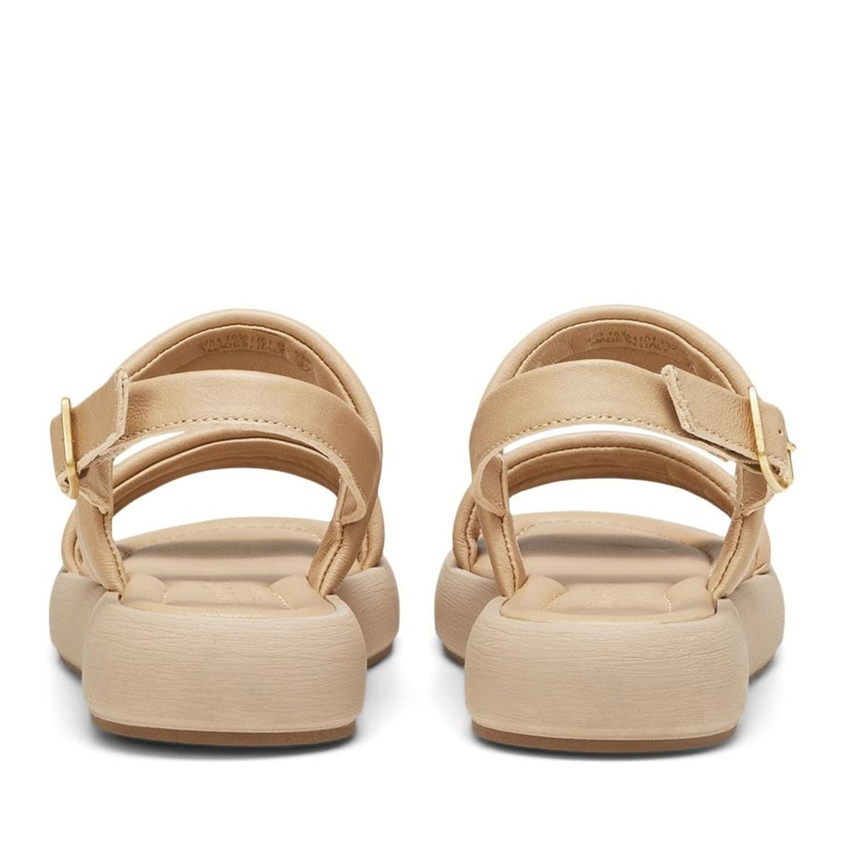 äsa sandals