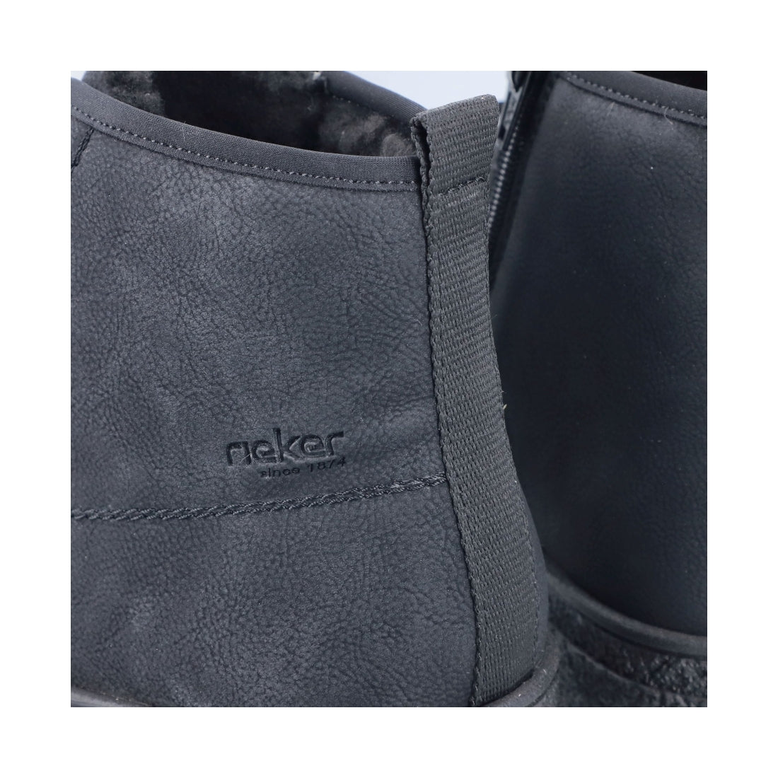 black casual closed men's boots