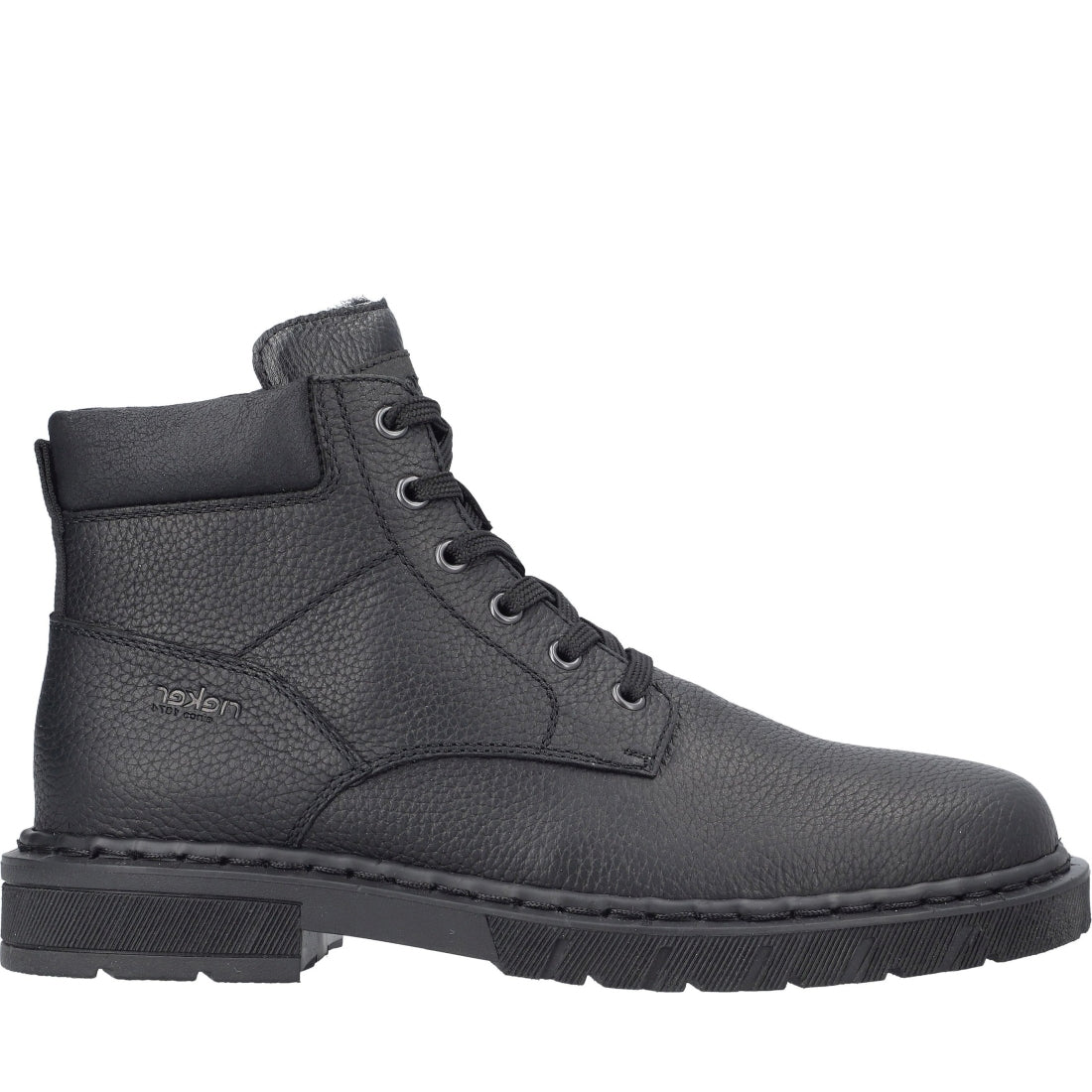 black casual closed men's boots