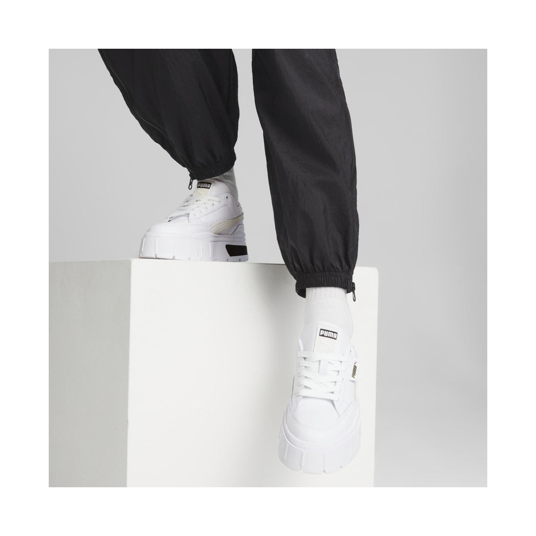 Puma womens white vaporous gray mayze leisure trainers | Vilbury London