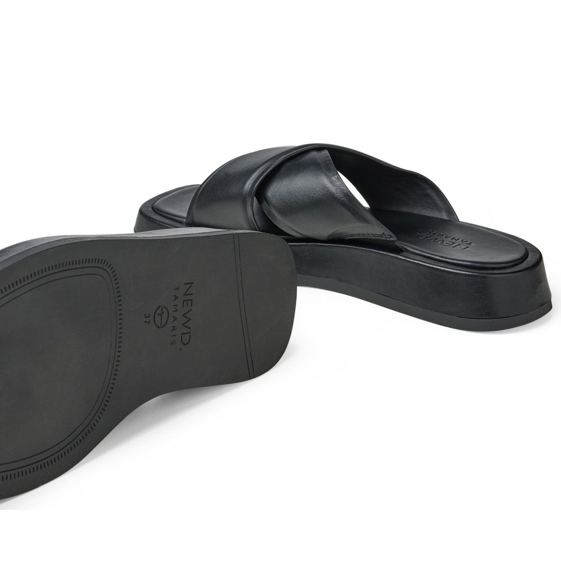 Tamaris womens black casual open slippers | Vilbury London