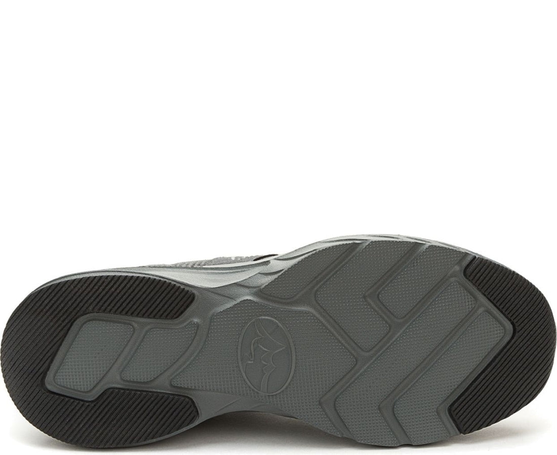 grey casual closed sneakers