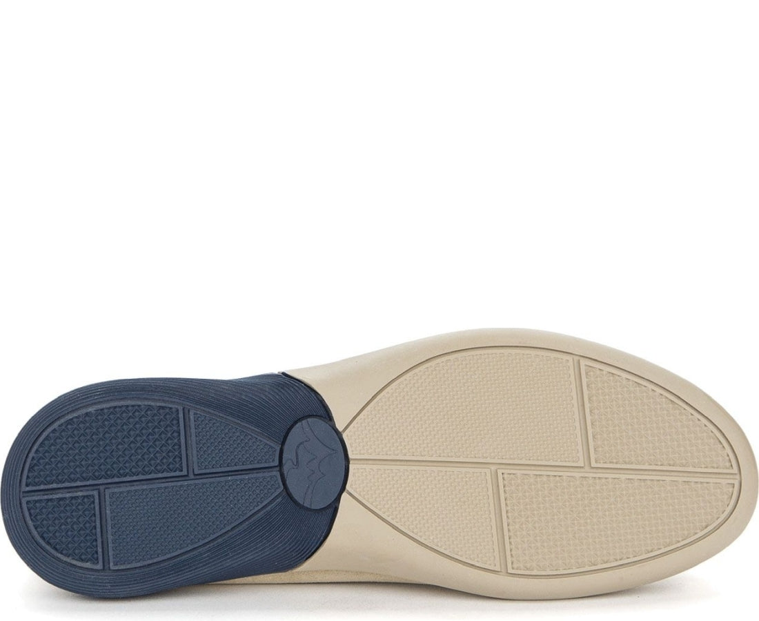 beige casual closed ballerinas