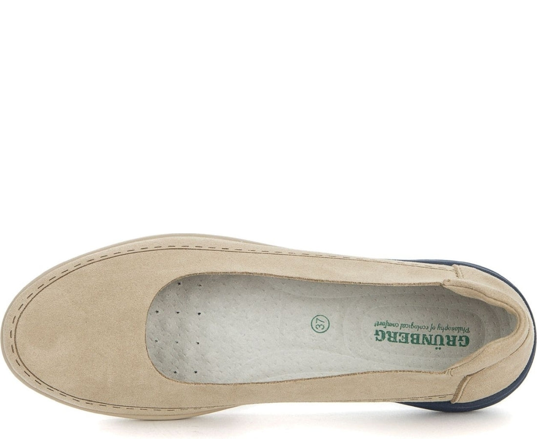 beige casual closed ballerinas