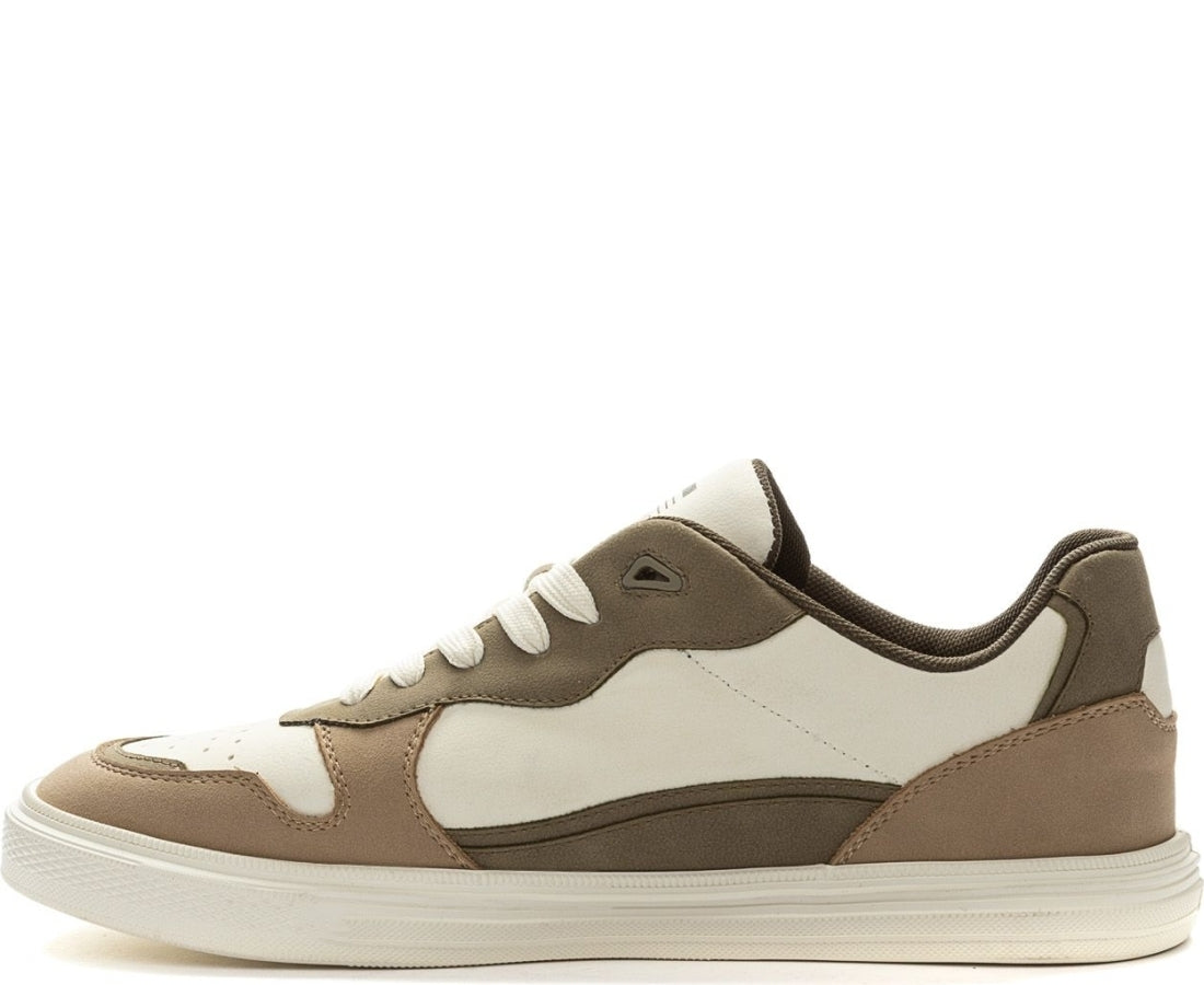 white casual closed sneakers