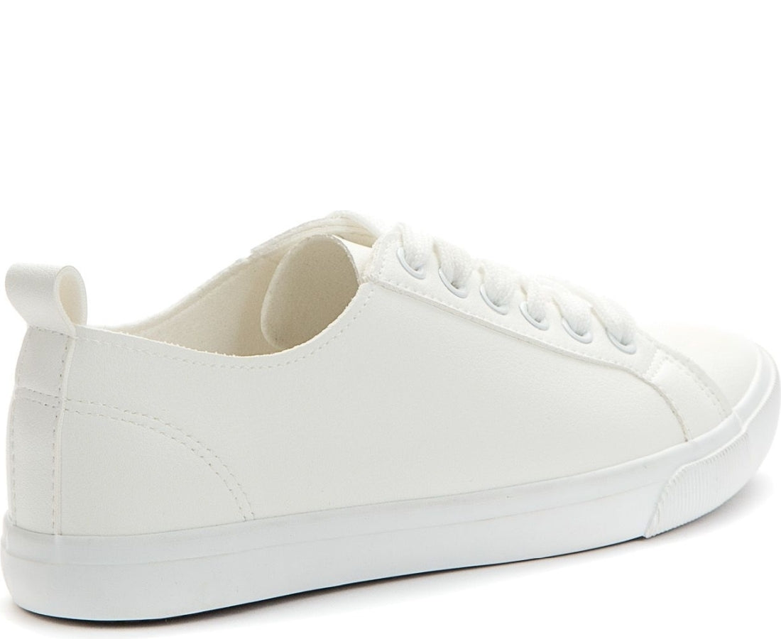 white casual closed sneakers