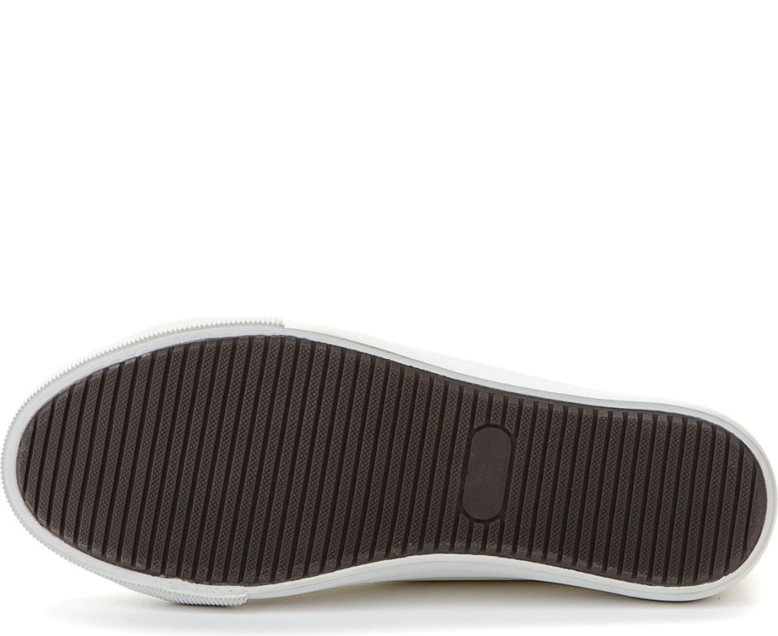 white casual closed sneakers