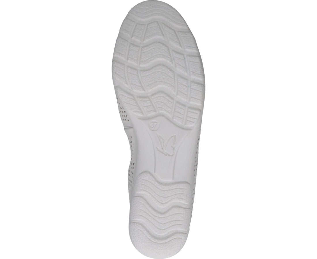 white casual closed ballerinas