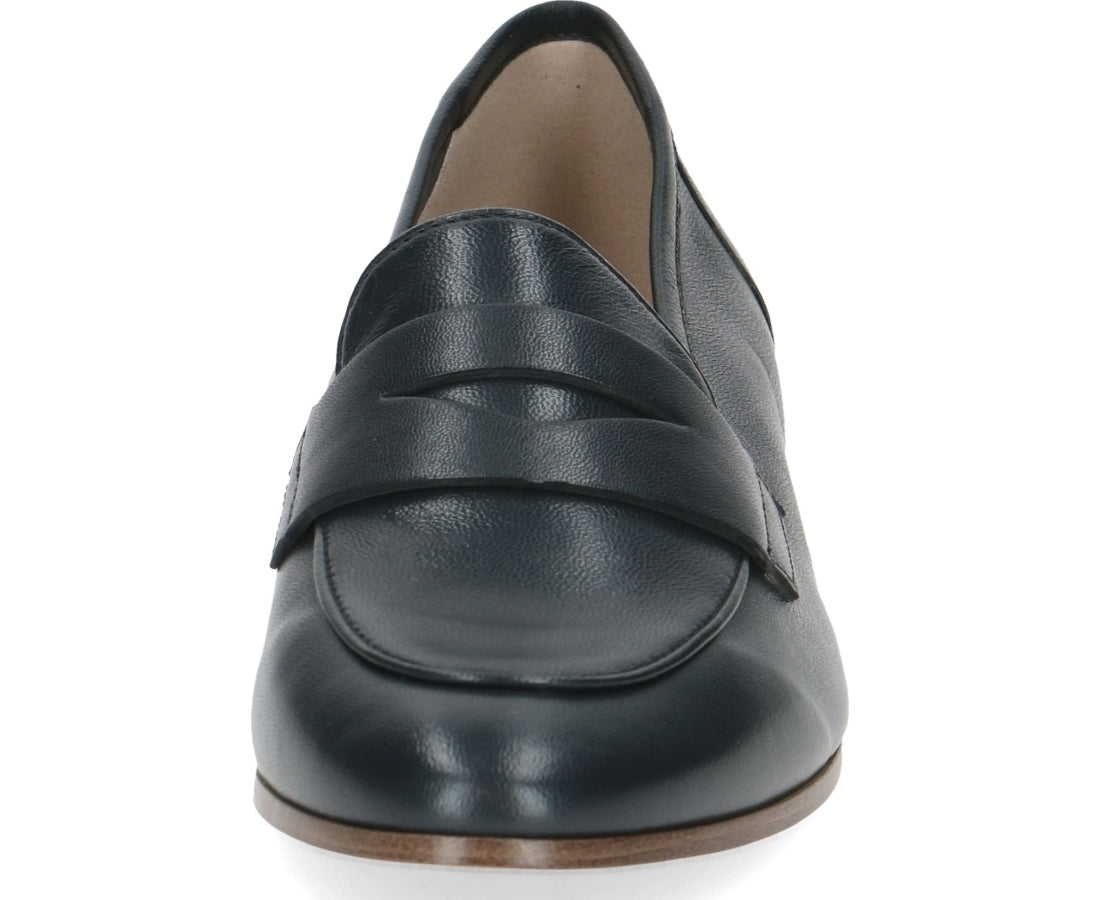 blue casual closed mocasins