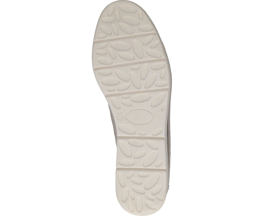 beige casual closed loafers