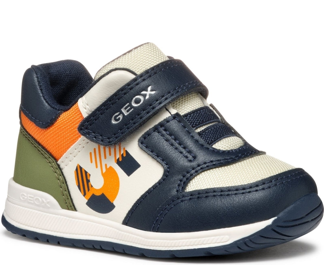 rishon leisure trainers