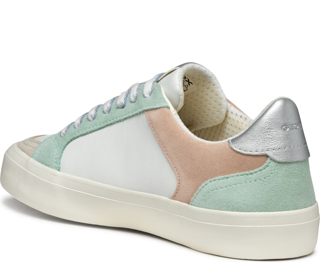 emmeleny leisure trainers