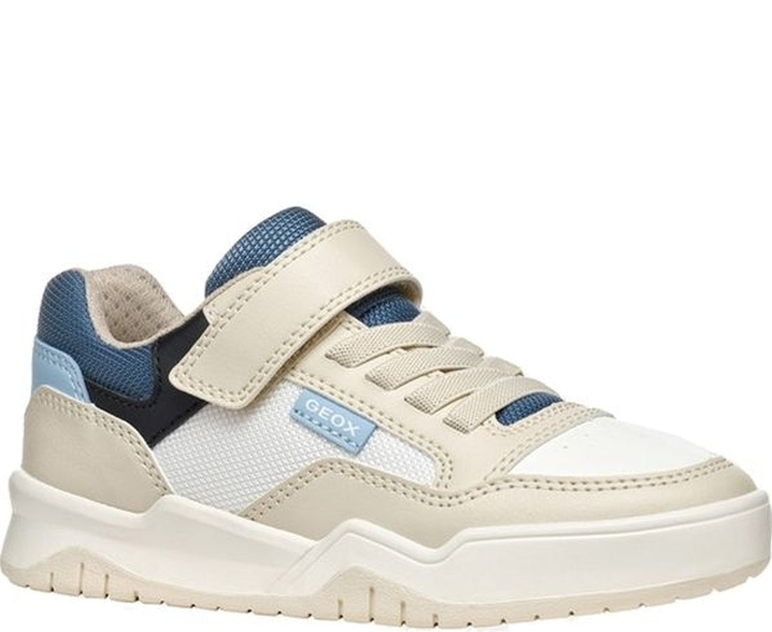 perth leisure trainers