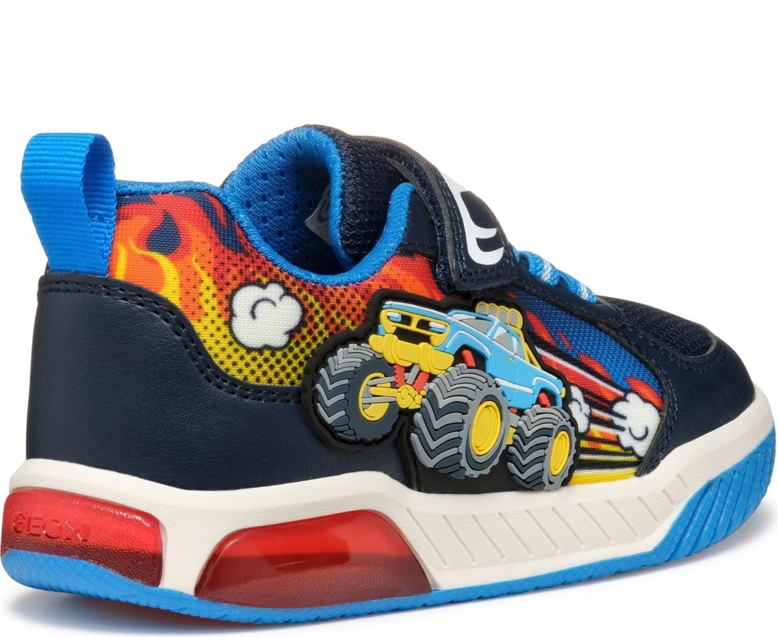 inek leisure trainers