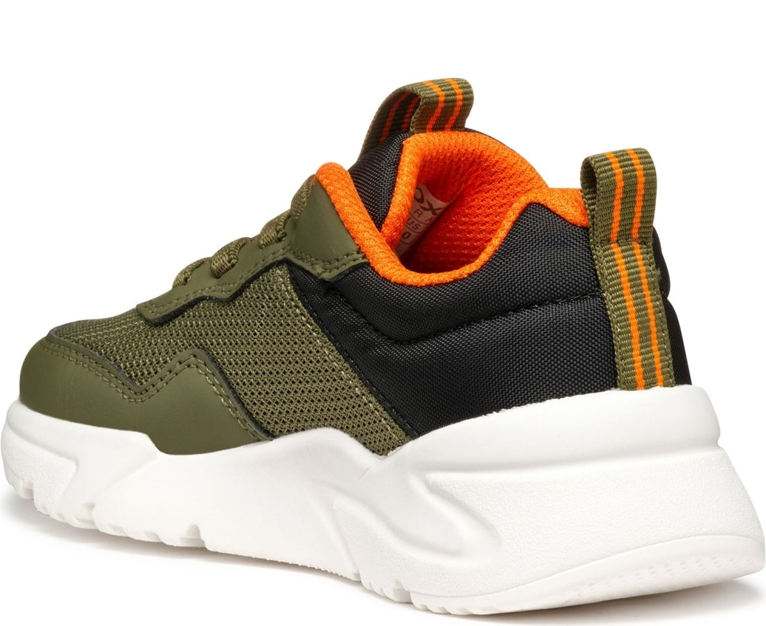 loftus leisure trainers