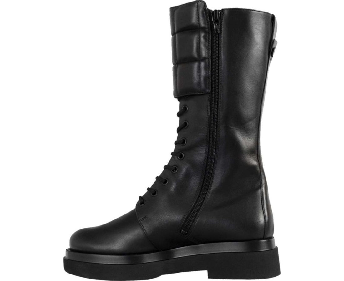 Influencer Black Booties