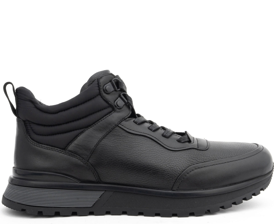 leisure shoes black
