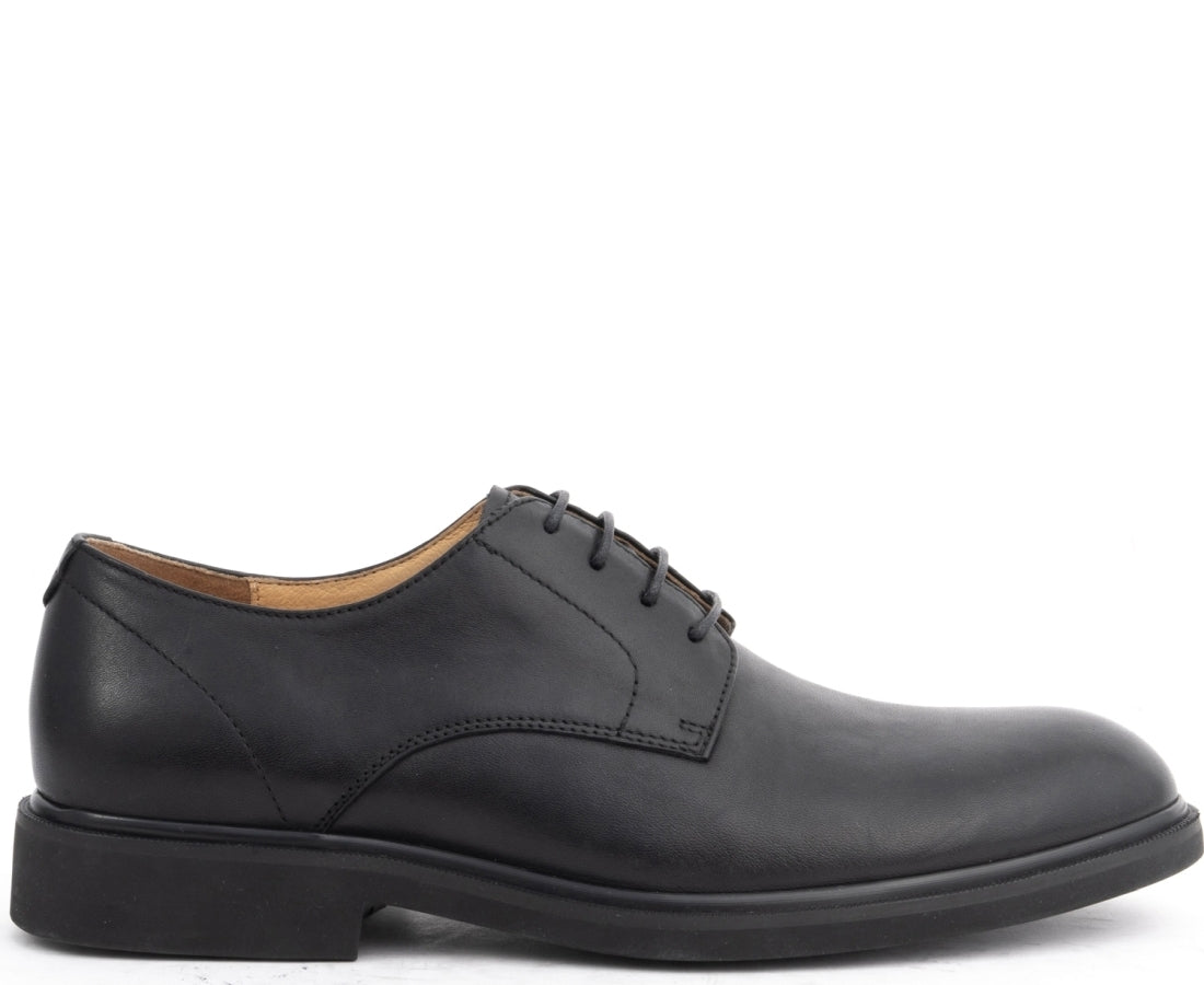 black classic closed formal