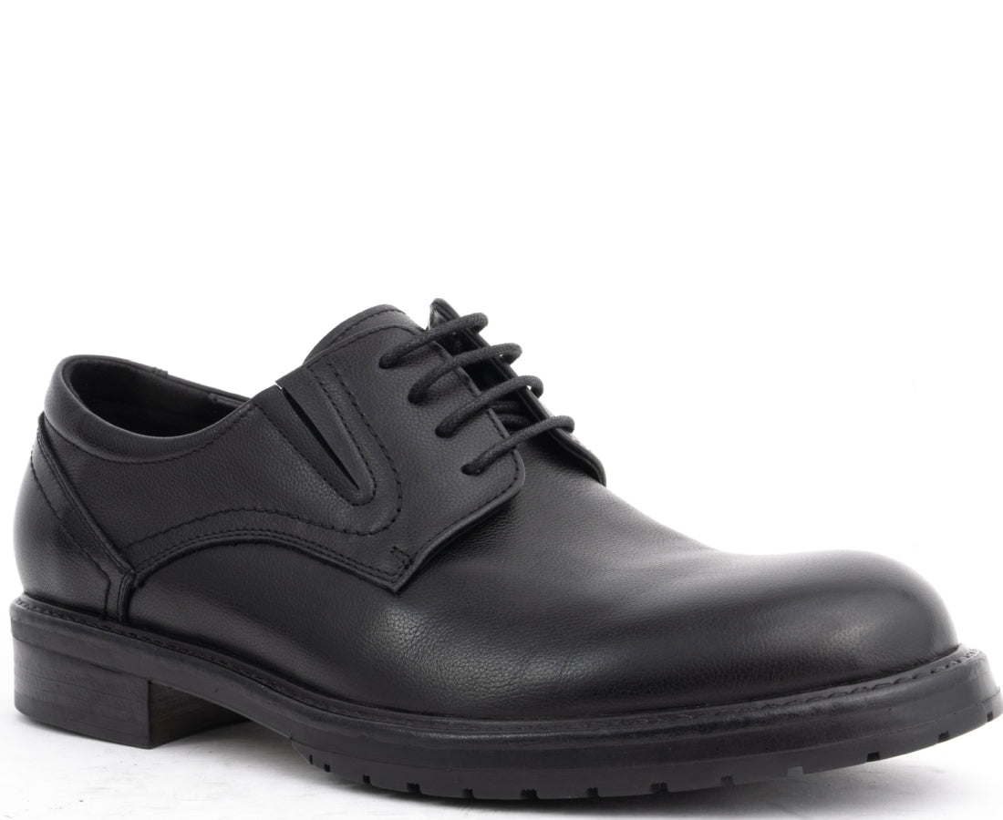 black classic closed formal