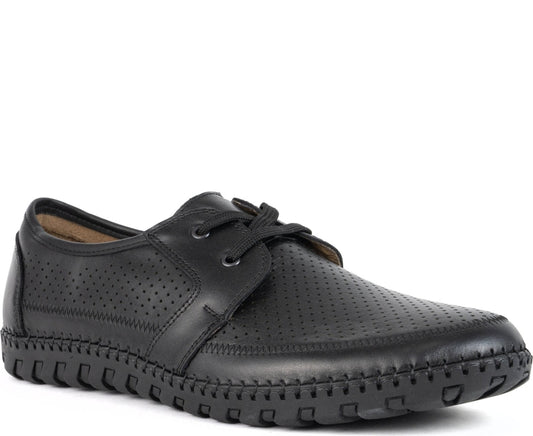 black casual closed mocasins