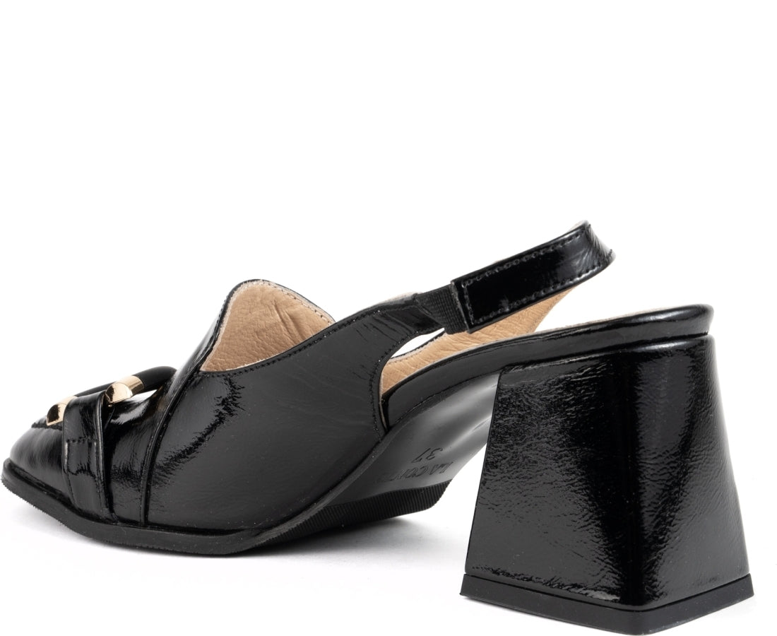 black patent classic closed pumps