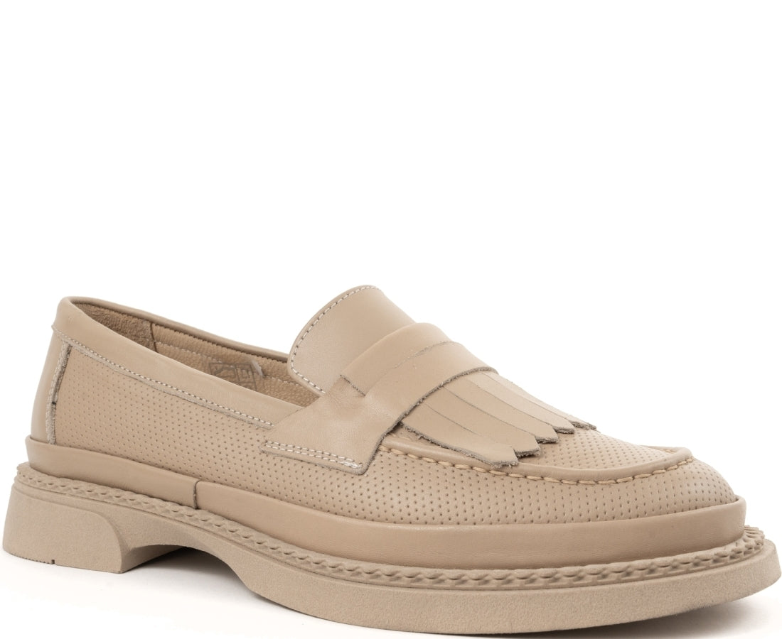 beige casual closed loafers
