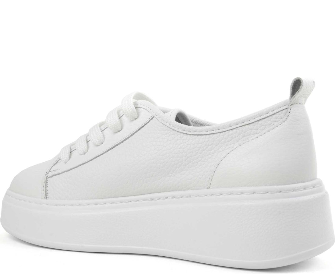 leisure trainers
