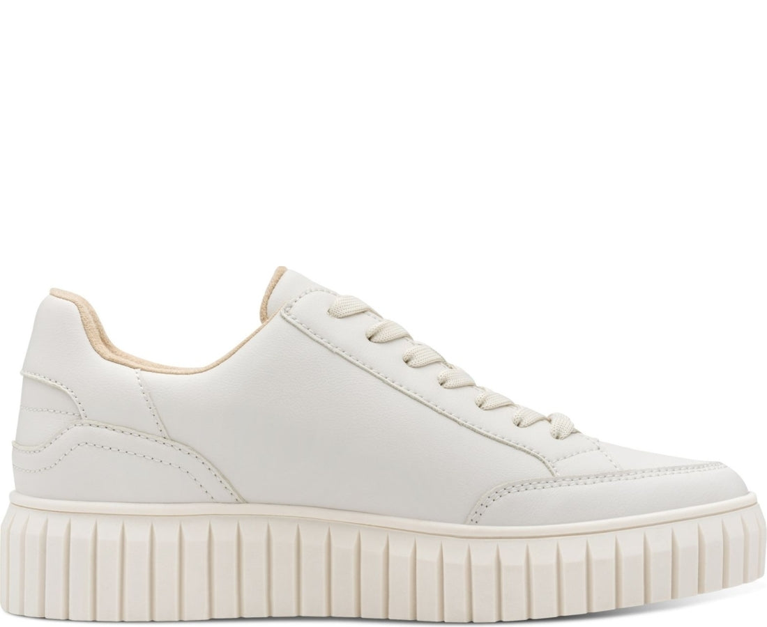 women laceup trainers