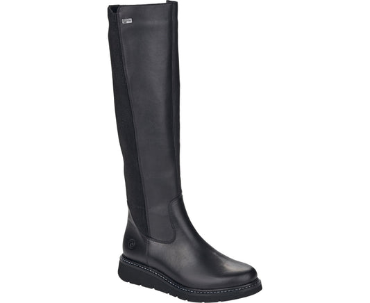 black casual closed boots