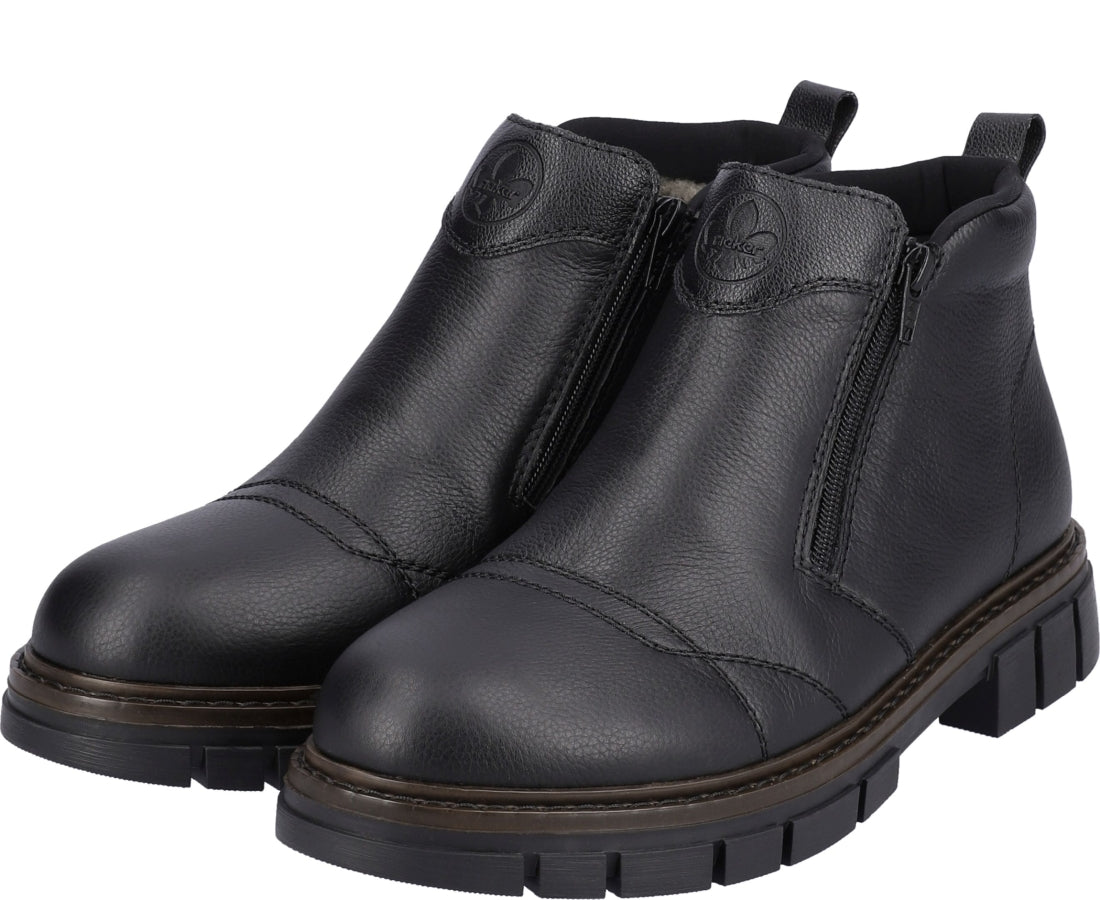 black casual closed booties