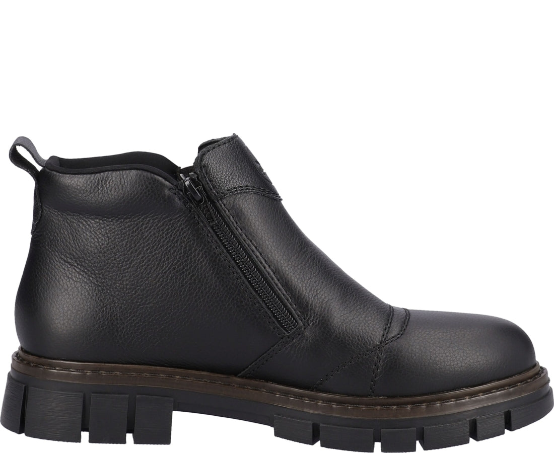 black casual closed booties