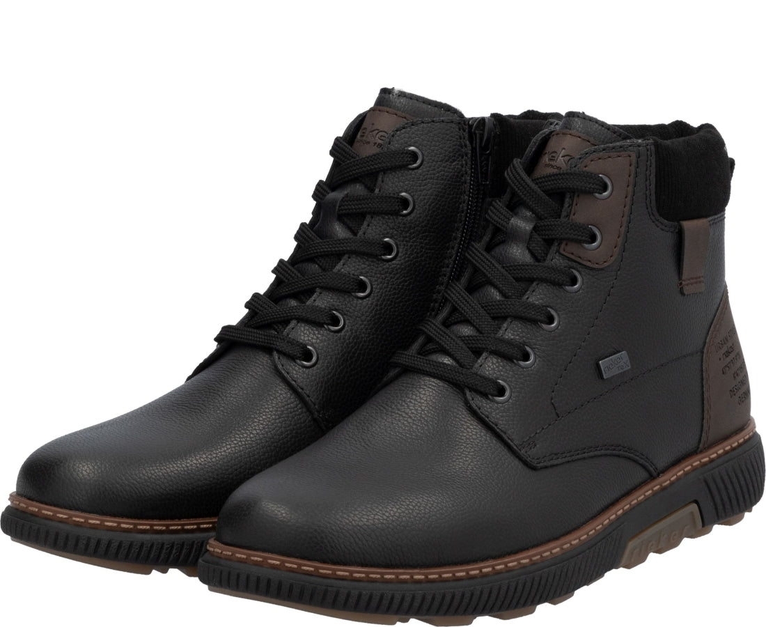 black casual closed booties