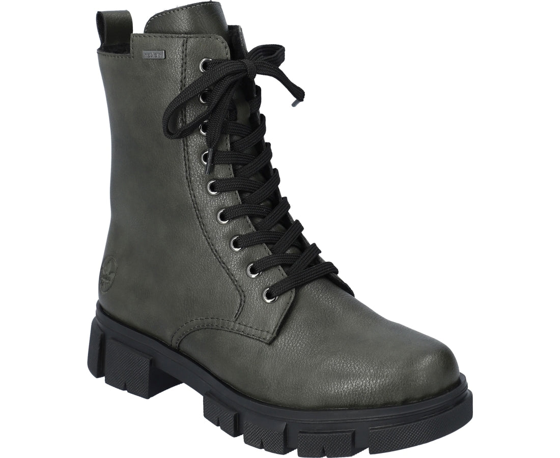green casual closed booties