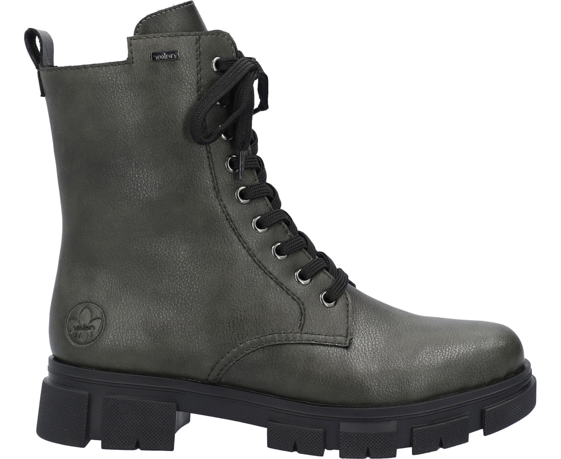 green casual closed booties