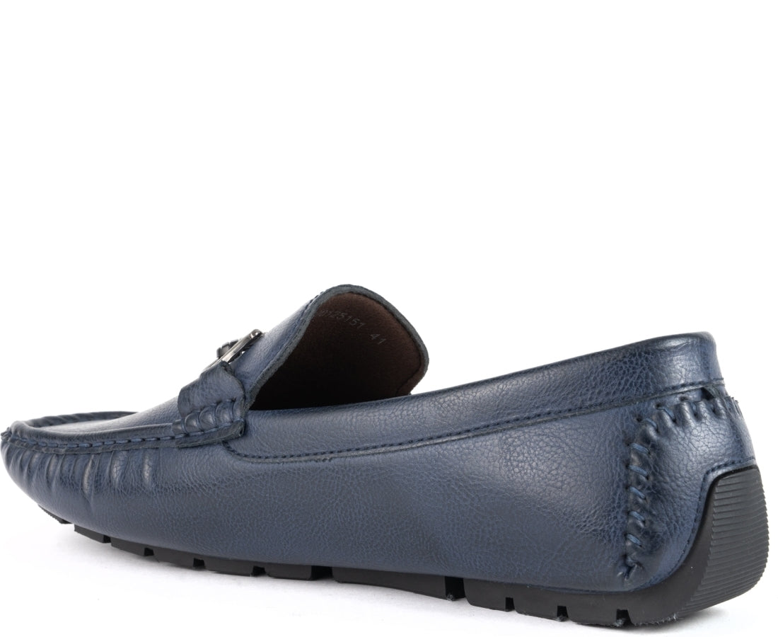 blue elegant closed mocassins