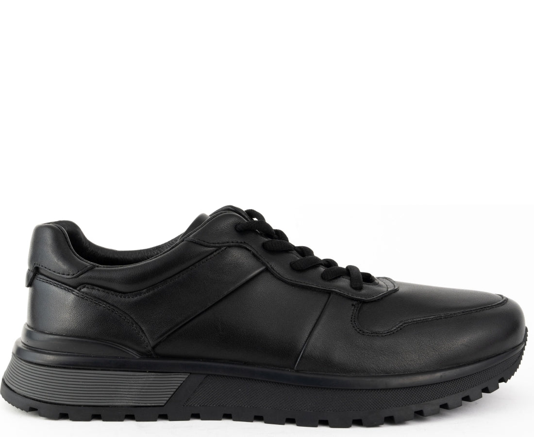 leisure shoes black