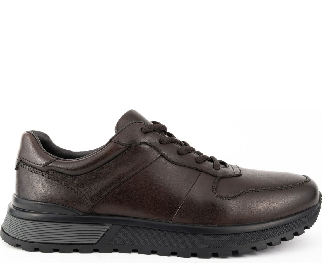 leisure shoes brown