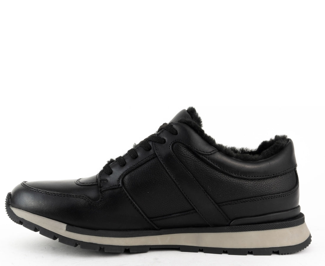 leisure shoes black