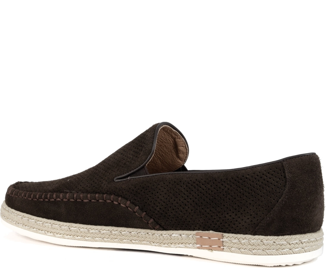brown casual closed mocasins