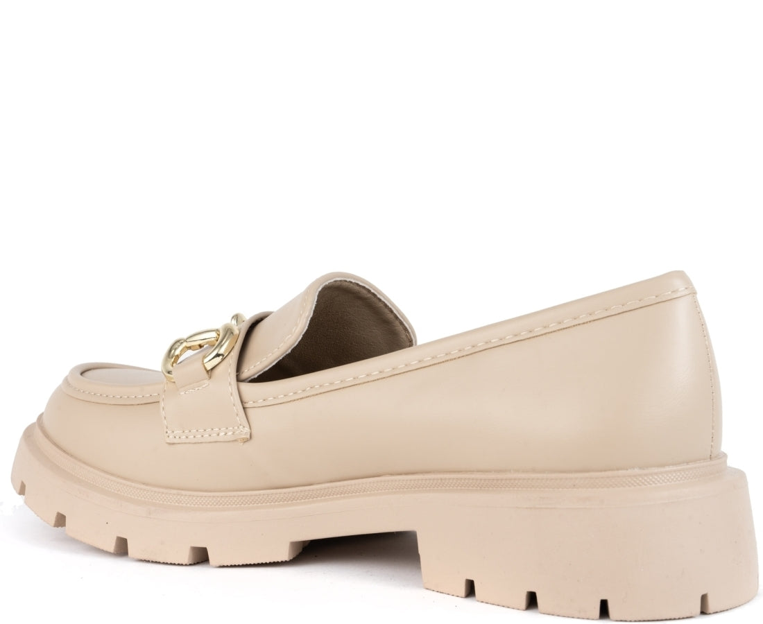 beige elegant closed loafers