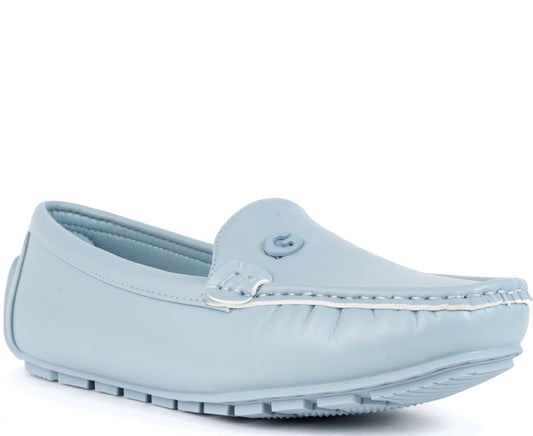 blue closed mocassins