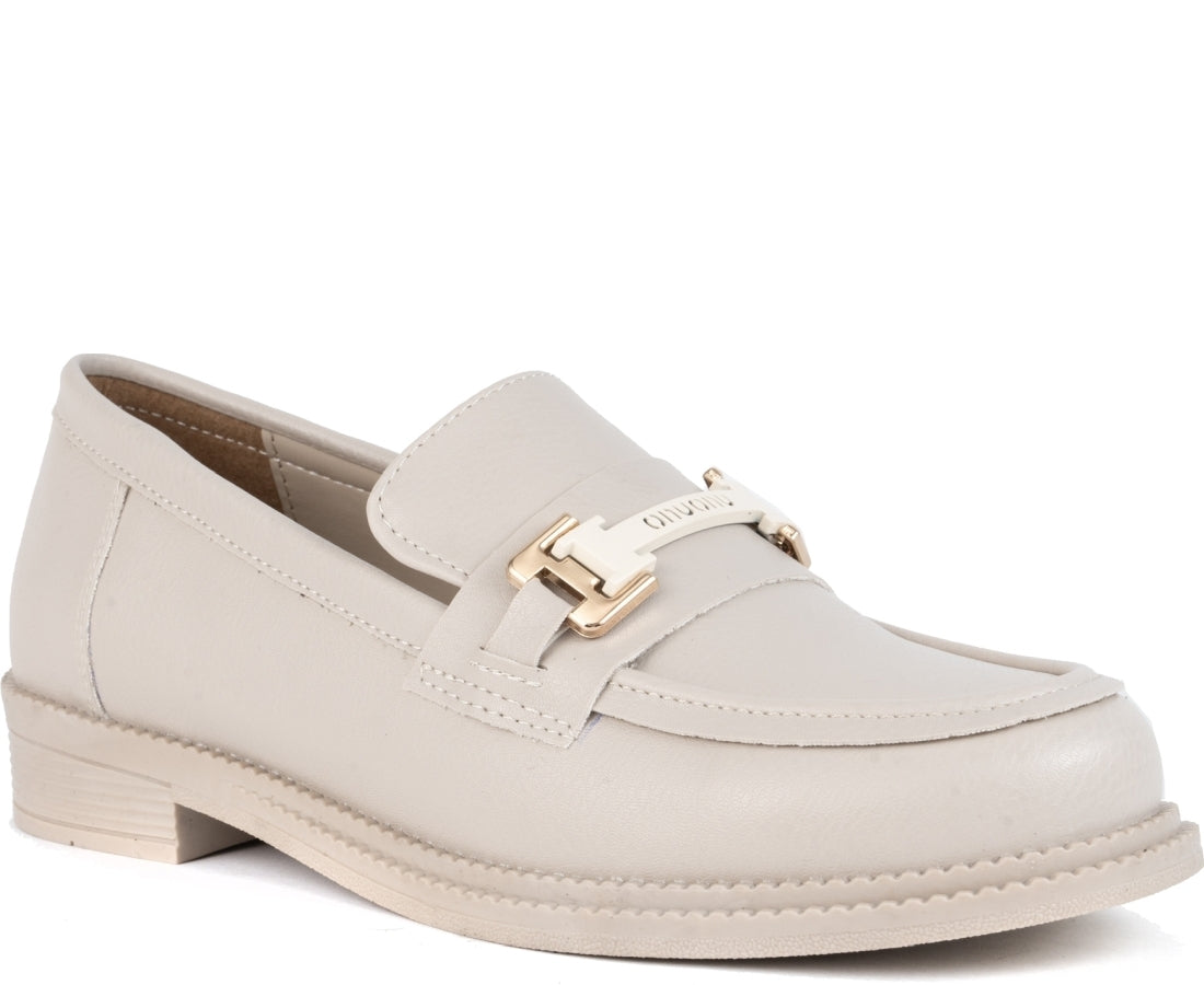 beige casual closed loafers