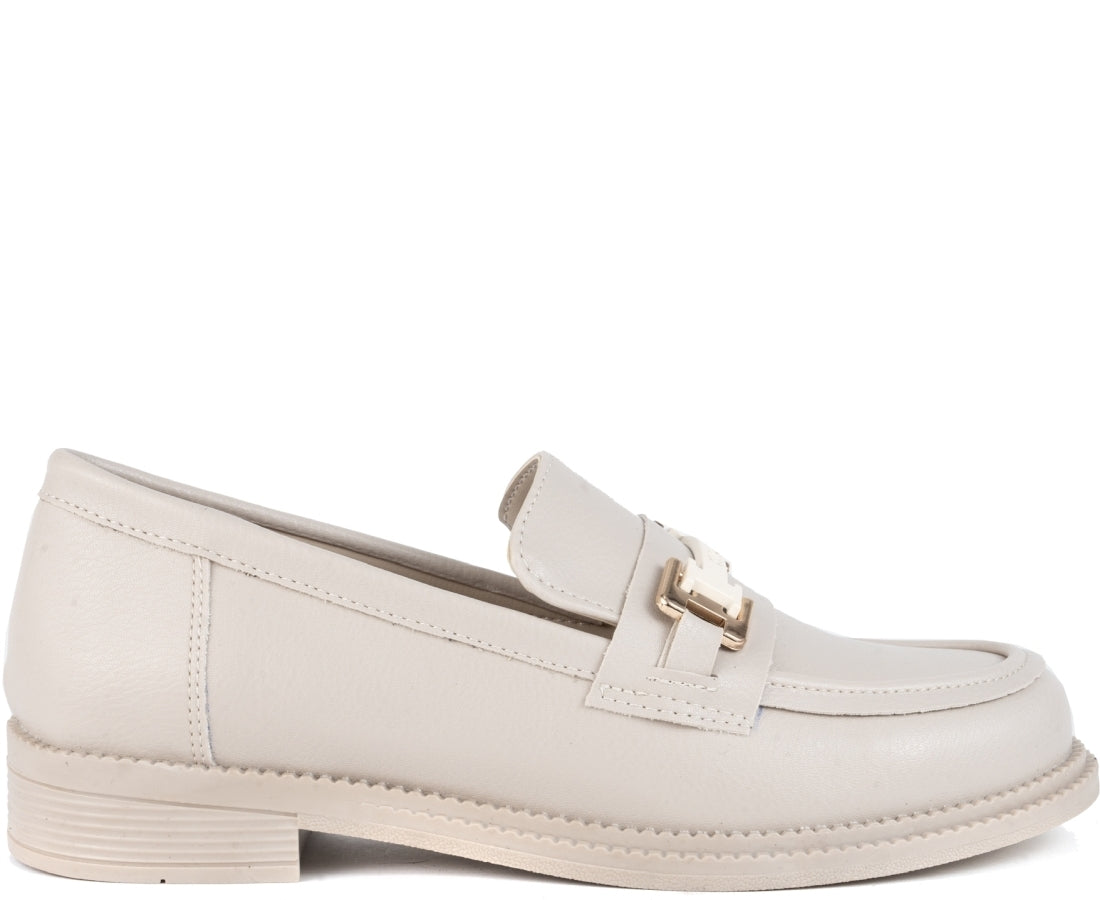 beige casual closed loafers