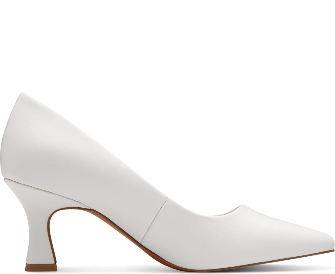 elegant pumps