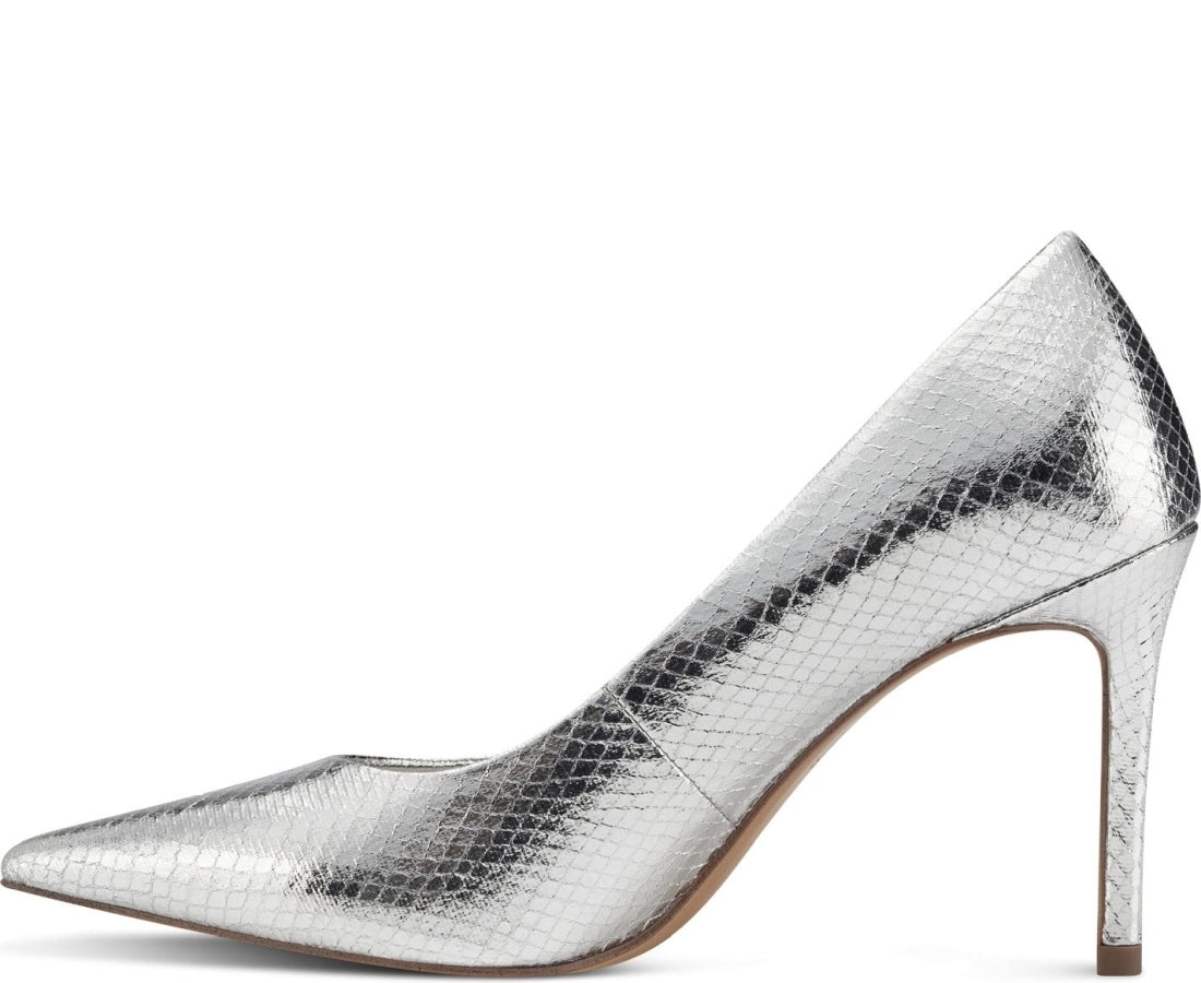 silver elegant closed pumps