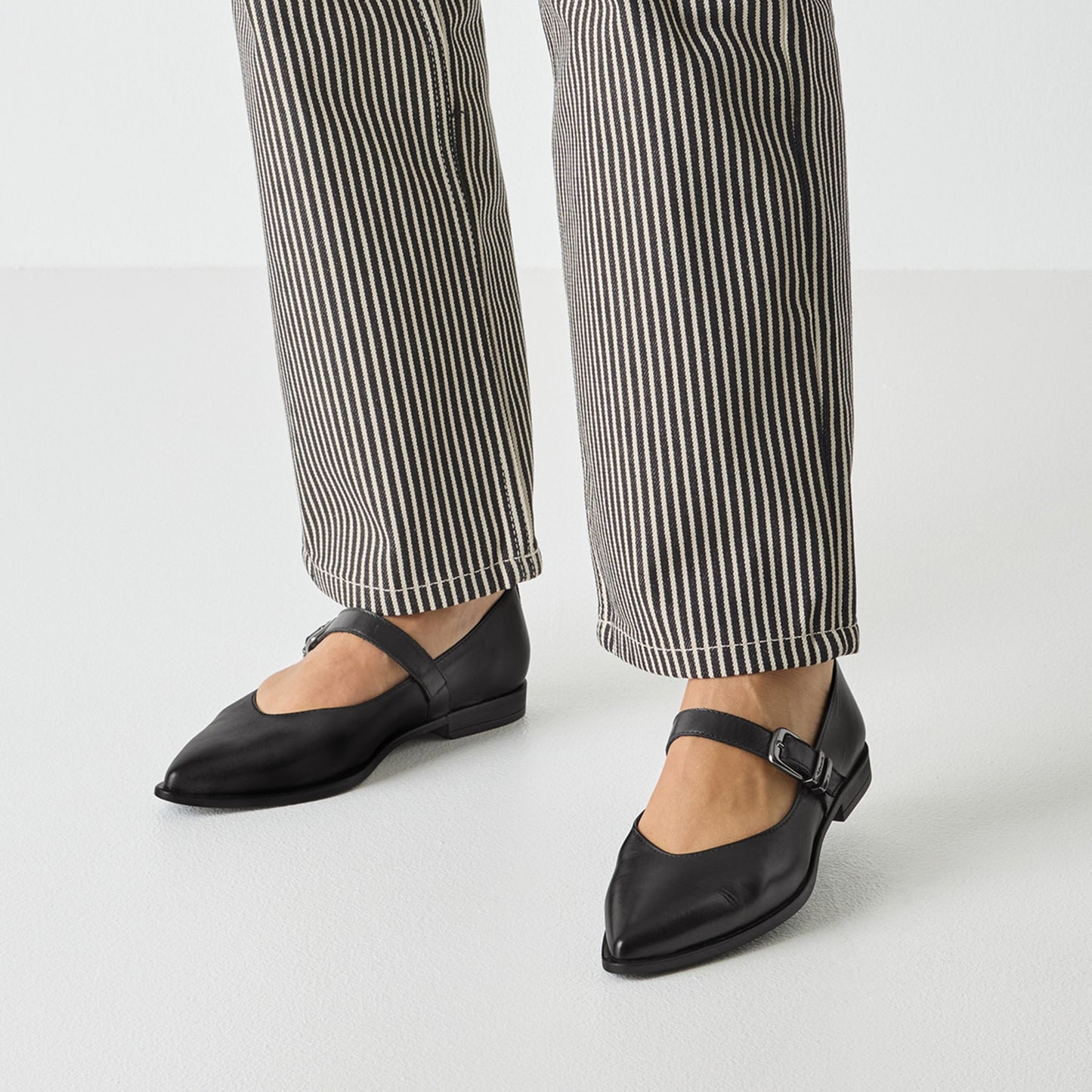 Women's Black Ballet Flats