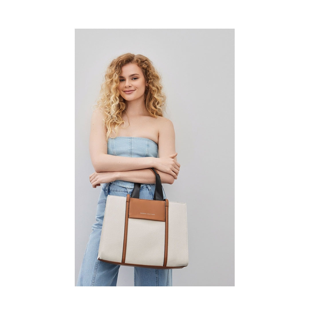 beige casual tote bag